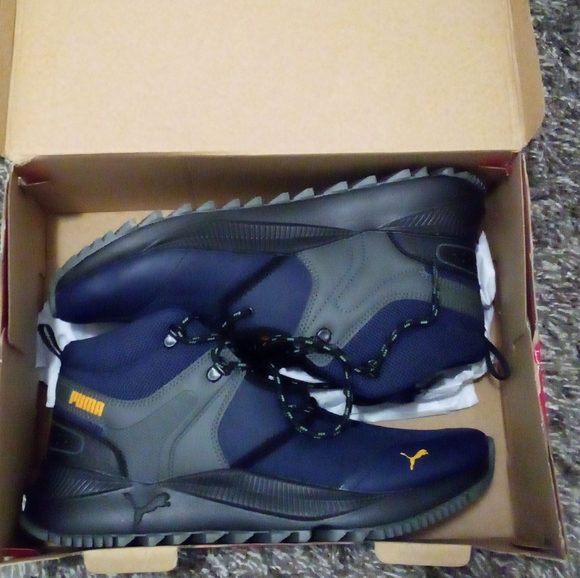 Pumasneakers